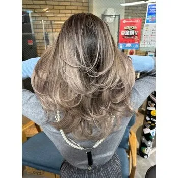 レイヤーカットは心斎橋美容室LAFFにおまかせ！