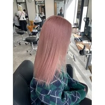 レッド系ピンク系カラーは美容室LAFFにおまかせ！