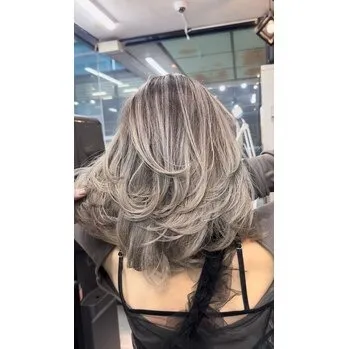 人気レイヤーカットが得意な美容室