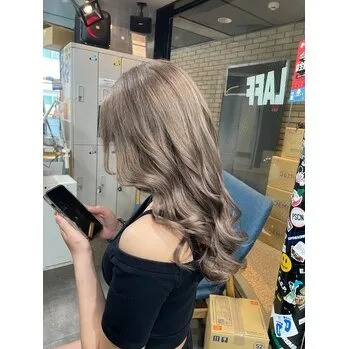 心斎橋で美容室お探しならLAFFへ！