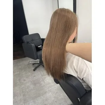 定番からトレンドカラーまで理想を叶える美容室