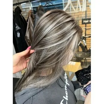 筋感しっかりハイライト[心斎橋LAFF]